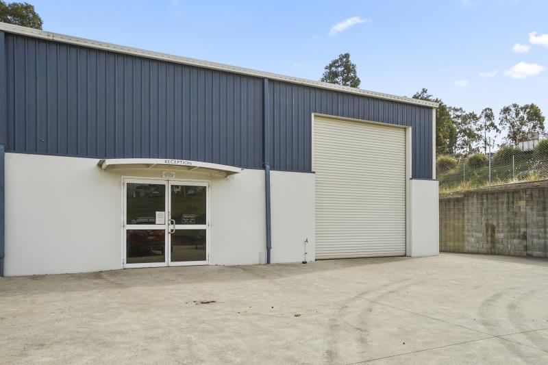 Click to view all images 4/8 Mathry Close Singleton NSW 2330 - Image 2