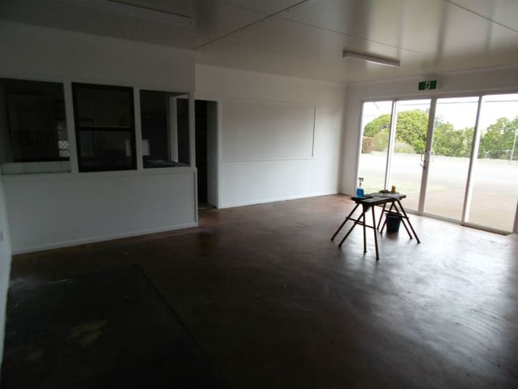 Click to view all images 31a Churchill Street Childers QLD 4660 - Image 2