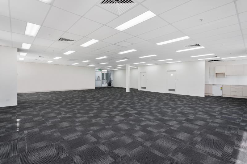 Click to view all images 10/622 Ferntree Gully Road Wheelers Hill VIC 3150 - Image 2