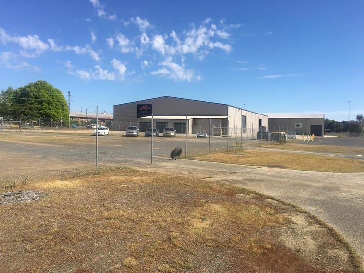 Click to view all images 502 Edward St Orange NSW 2800 - Image 2