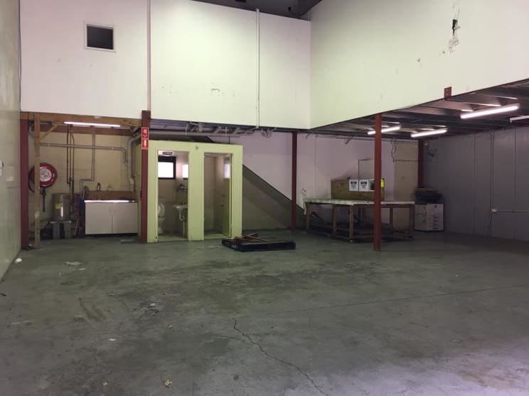 Click to view all images Unit 11/3 Kaleski Street Moorebank NSW 2170 - Image 2
