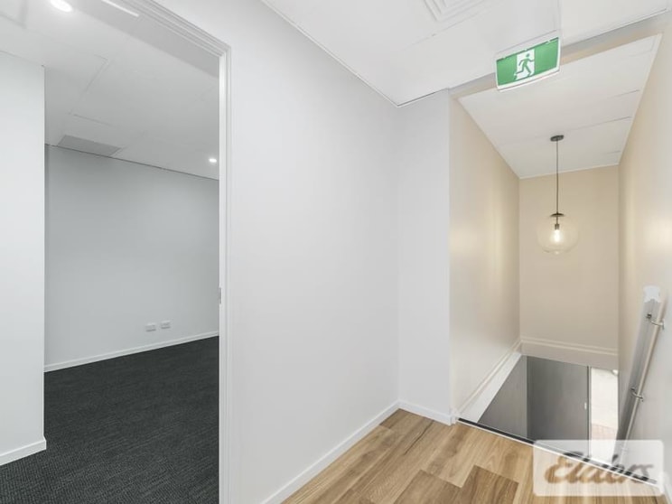 Click to view all images Suite/3/19 Musgrave Street West End QLD 4101 - Image 3