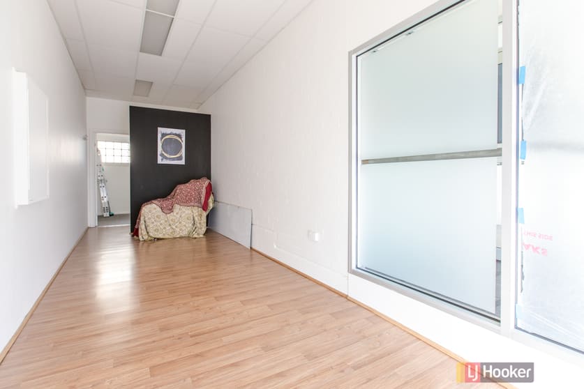 Click to view all images 208a Liverpool Street Hobart TAS 7000 - Image 2