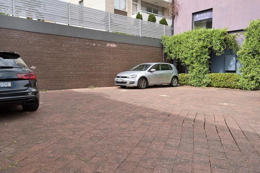 Click to view all images 8 Manning Rd Double Bay NSW 2028 - Image 3