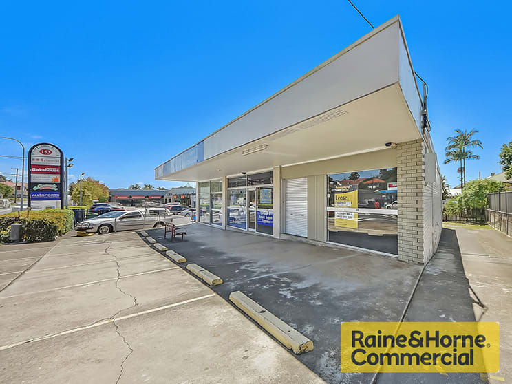 Click to view all images 151 Hamilton Road Wavell Heights QLD 4012 - Image 3