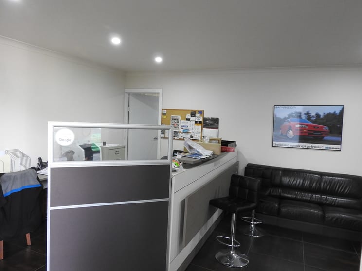 Click to view all images 43 Governor Road Mordialloc VIC 3195 - Image 2