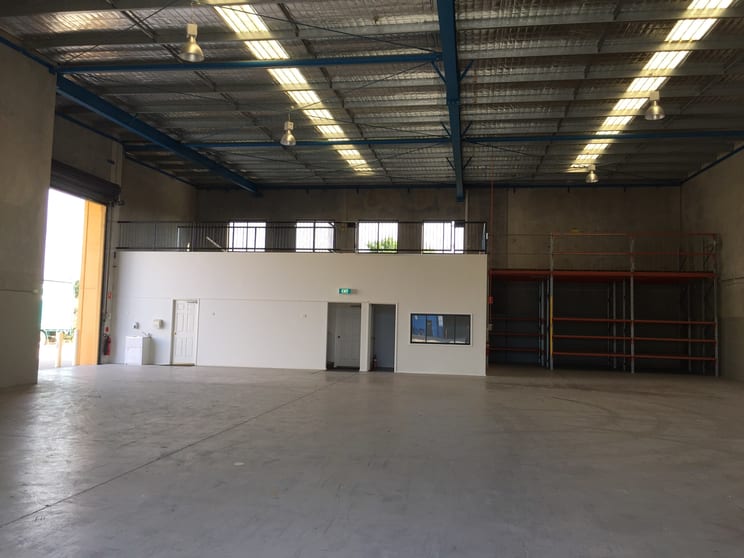 Click to view all images 8/22 Eastern Service Road Stapylton QLD 4207 - Image 2