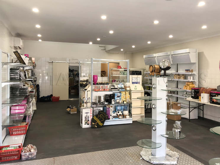 Click to view all images 327 Parramatta Road Leichhardt NSW 2040 - Image 1