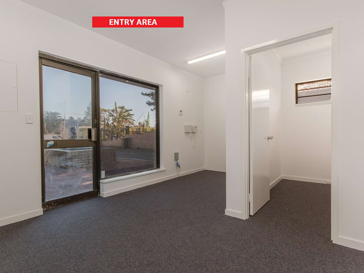 Click to view all images Unit 2/80 Mandurah Terrace Mandurah WA 6210 - Image 3