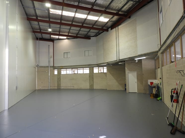 Click to view all images 2A & 2F/106 Old Pittwater Road Brookvale NSW 2100 - Image 2