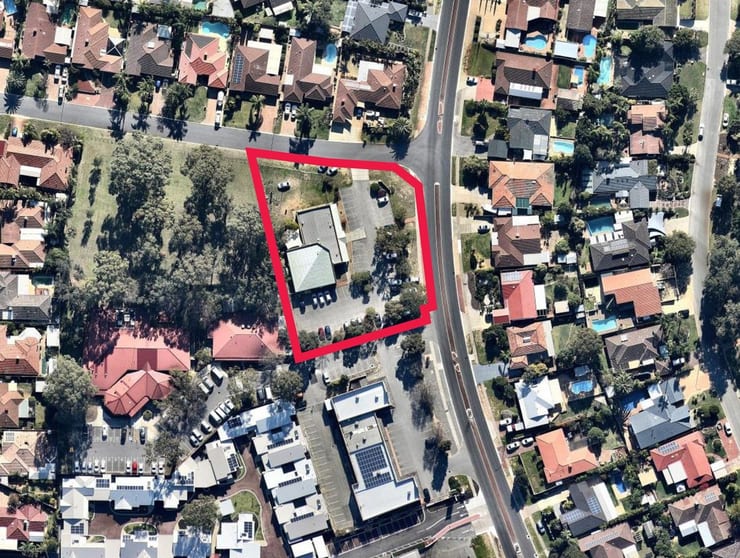 Click to view all images 15 Moolanda Boulevard Kingsley WA 6026 - Image 1