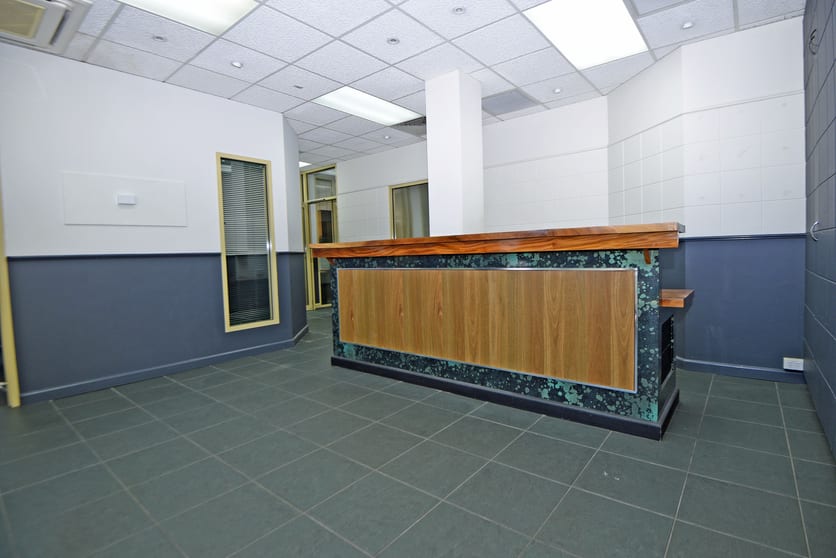 Click to view all images 3/70 Cavenagh Street Darwin City NT 0800 - Image 2