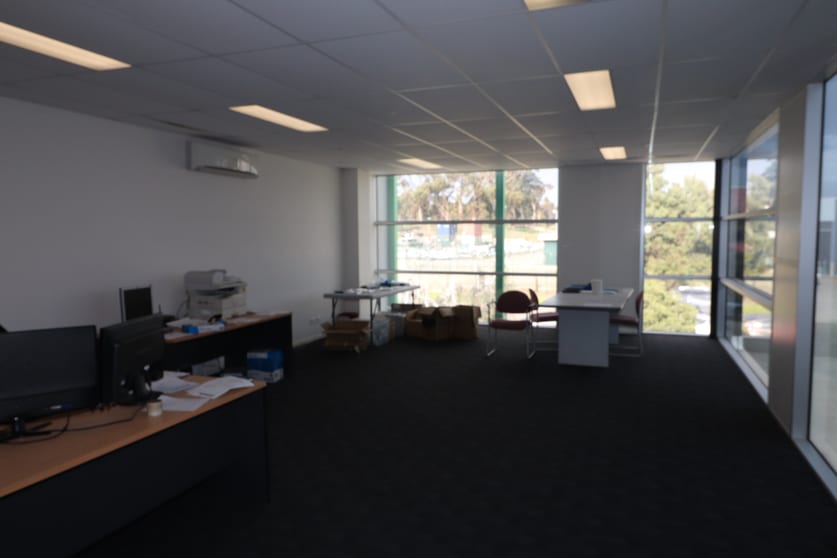 Click to view all images 2/4 Network Drive Carrum Downs VIC 3201 - Image 3