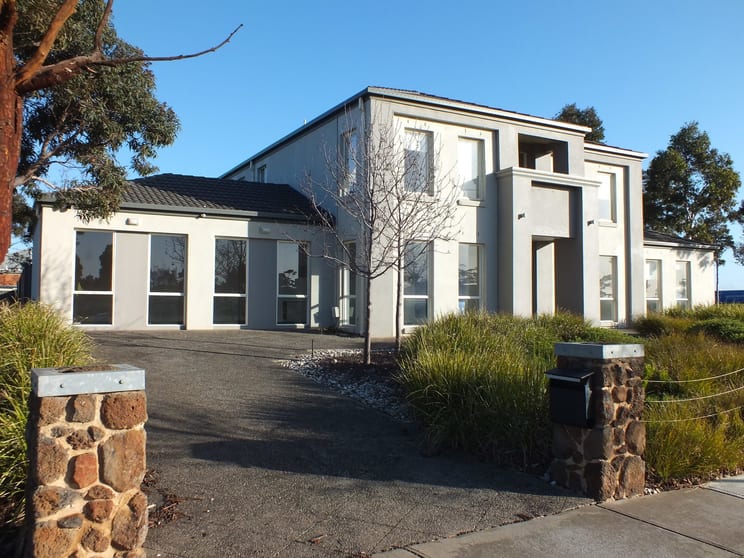 Click to view all images 2 Eppalock Drive Wyndham Vale VIC 3024 - Image 3