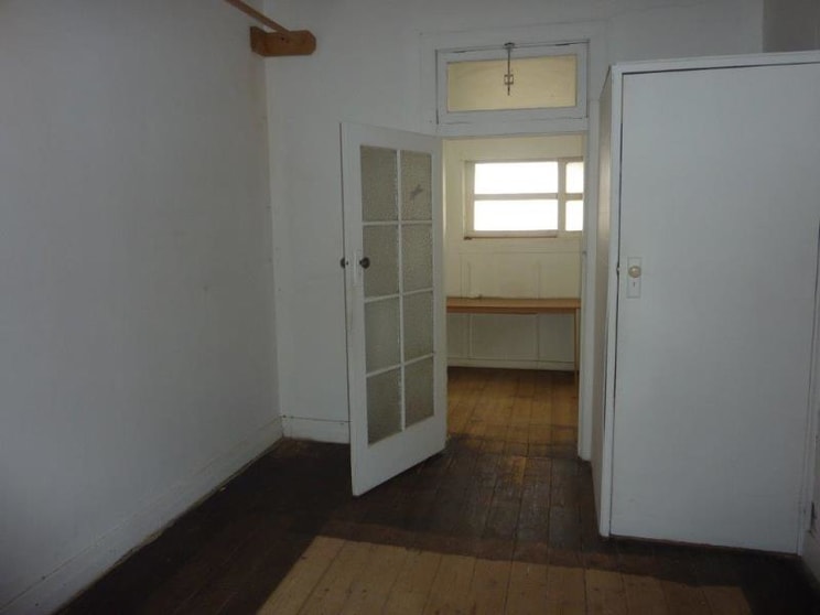 Click to view all images Whole Building/637 Burwood Road Hawthorn VIC 3122 - Image 3