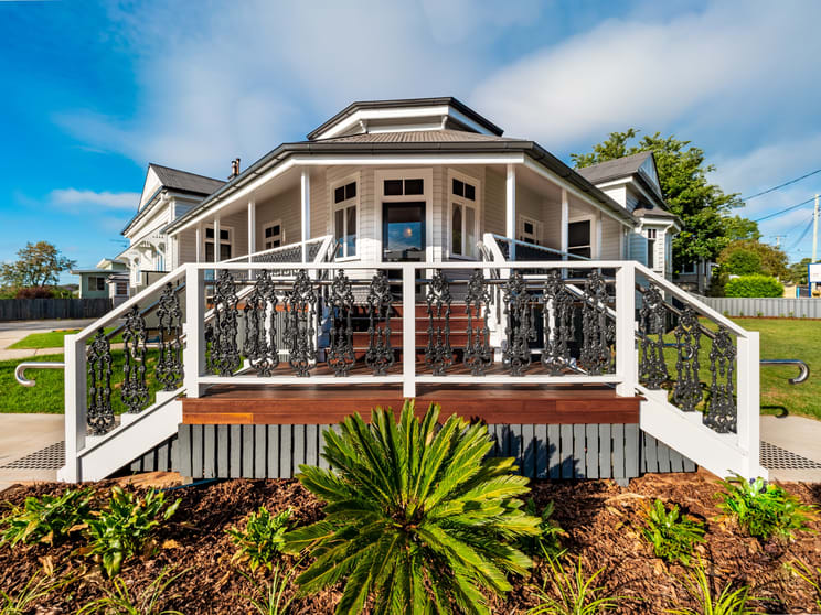 Click to view all images 216 Herries Street Toowoomba City QLD 4350 - Image 1