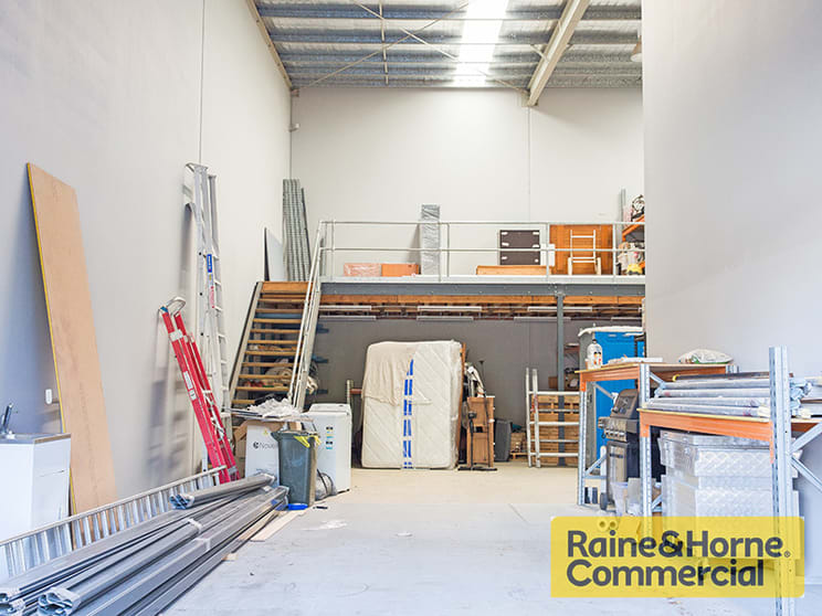 Click to view all images Stafford QLD 4053 - Image 2