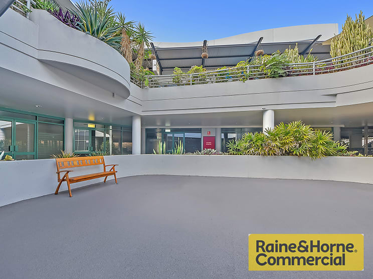 Click to view all images 6B/1 Queens Road Everton Hills QLD 4053 - Image 3