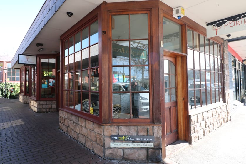 Click to view all images 6&7/129 Pakington Street Geelong West VIC 3218 - Image 2