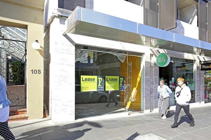 Click to view all images 4/96-102 Greville Street Prahran VIC 3181 - Image 2