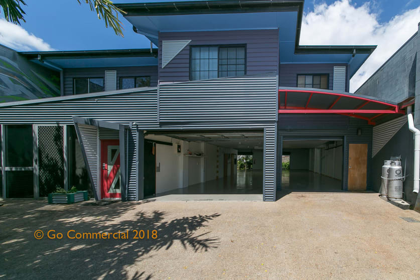 Click to view all images 17B Barry Street Bungalow QLD 4870 - Image 2