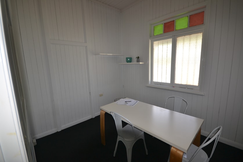 Click to view all images 3 Thomas Street East Toowoomba QLD 4350 - Image 3
