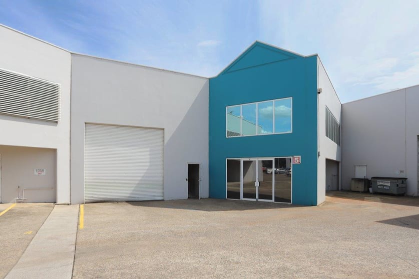 Click to view all images 5/28 Coombes Drive Penrith NSW 2750 - Image 1