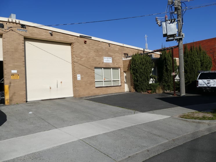 Click to view all images 6 Remont Court Cheltenham VIC 3192 - Image 1