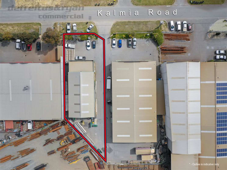 Click to view all images 1/12 Kalmia Road Bibra Lake WA 6163 - Image 1