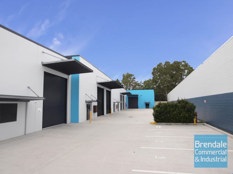 Click to view all images Unit 6/12 Paisley Dr Lawnton QLD 4501 - Image 3