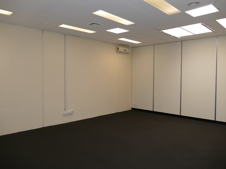 Click to view all images Suite 4/1st Flr 336 Glen Huntly Road Elsternwick VIC 3185 - Image 2
