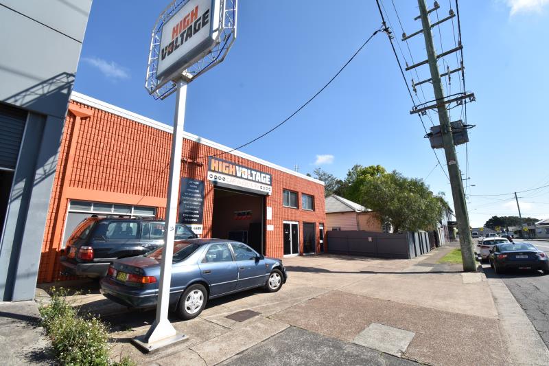 Click to view all images Unit/24 Broadmeadow Road Broadmeadow NSW 2292 - Image 2