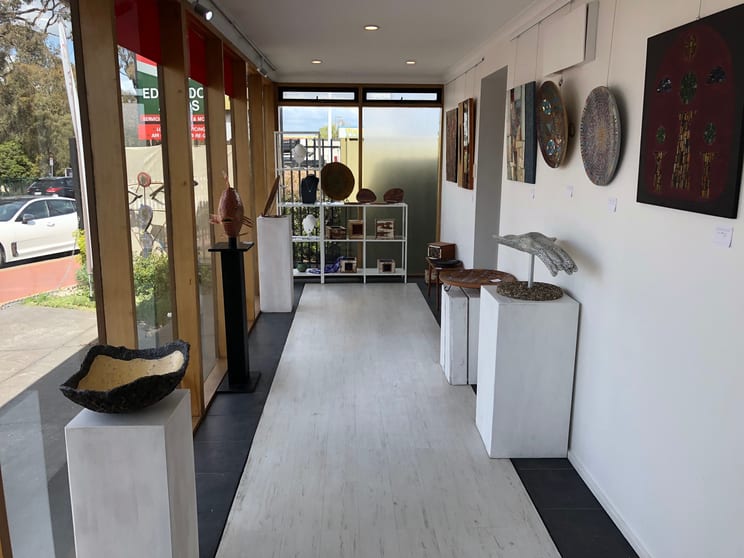 Click to view all images 212 Main Road Blackwood SA 5051 - Image 2