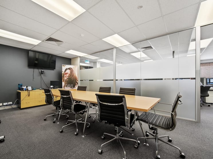 Click to view all images 30/118 Royal Street East Perth WA 6004 - Image 3