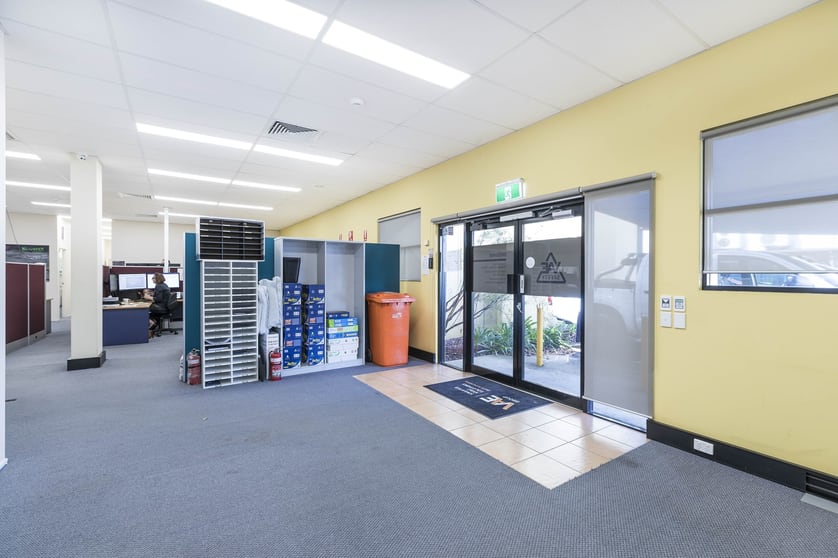 Click to view all images 41 Sudbury Street Darra QLD 4076 - Image 3