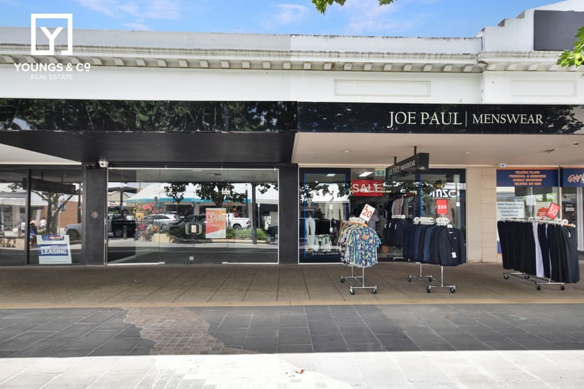 Click to view all images 204 Maude St Shepparton VIC 3630 - Image 3