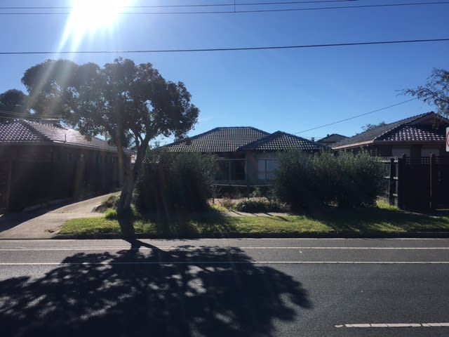 Click to view all images 106 Heaths Road Hoppers Crossing VIC 3029 - Image 3