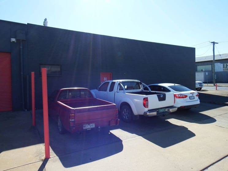 Click to view all images 30 Williams Road Shepparton VIC 3630 - Image 3