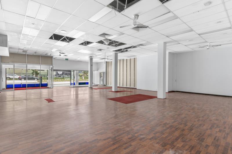 Click to view all images Ground Shop 3/249-255 Hunter Street Newcastle NSW 2300 - Image 3