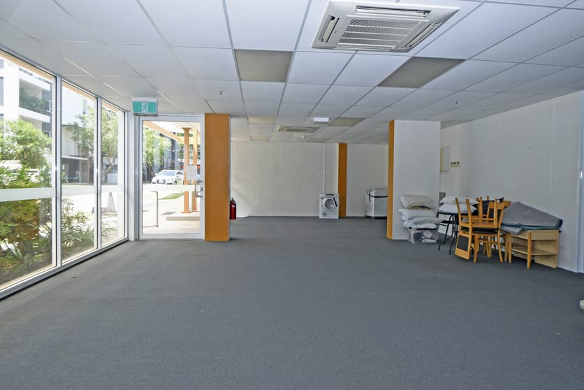 Click to view all images 3/5 Gardiner Street Darwin City NT 0800 - Image 3