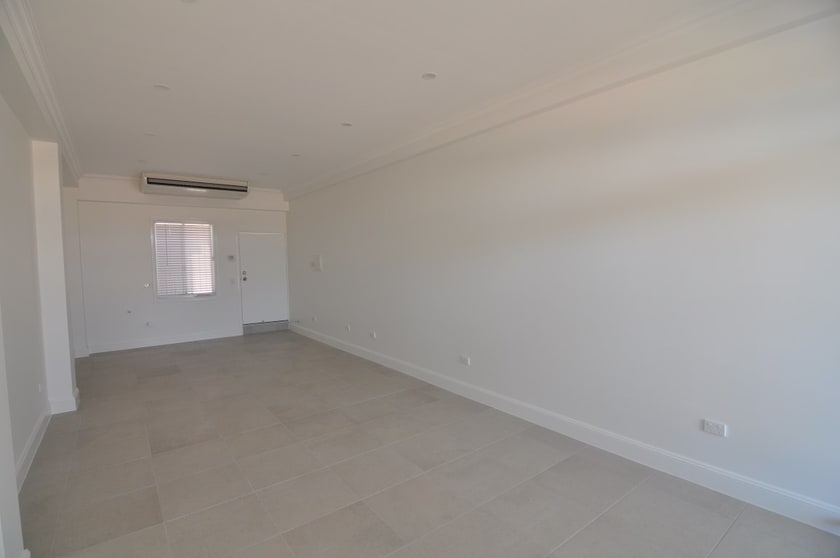 Click to view all images Shop A, 102 Charters Towers Road Hermit Park QLD 4812 - Image 2