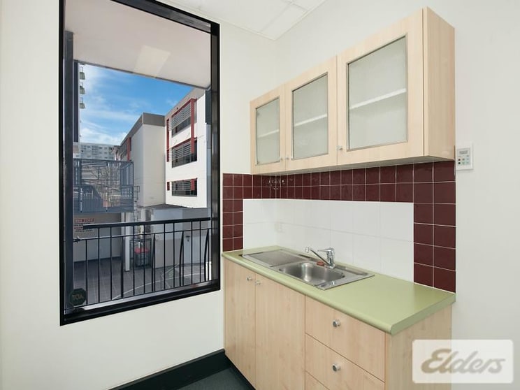 Click to view all images 12/14 Browning Street South Brisbane QLD 4101 - Image 3
