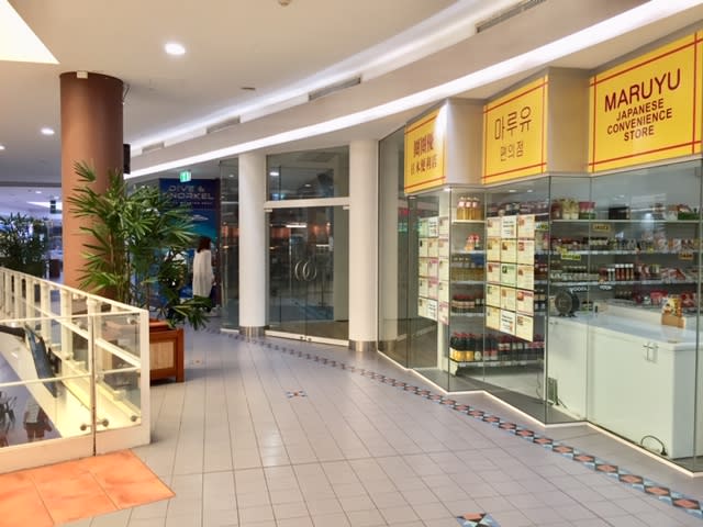 Click to view all images 42/58 Lake Street Cairns City QLD 4870 - Image 3