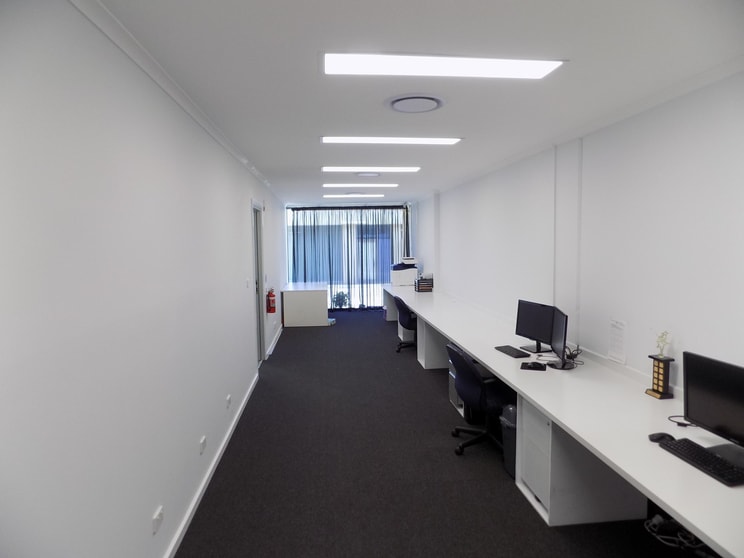 Click to view all images 4/417-419 Warrigal Road Moorabbin VIC 3189 - Image 3