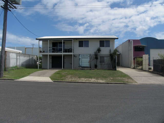 Click to view all images 2/30 Allen Street Moffat Beach QLD 4551 - Image 1