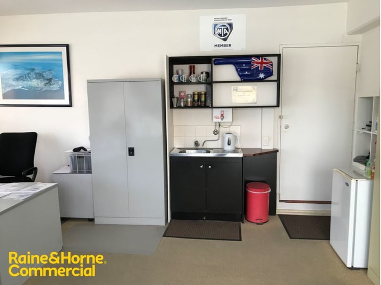 Click to view all images 2/161-167 Military Road Dover Heights NSW 2030 - Image 3