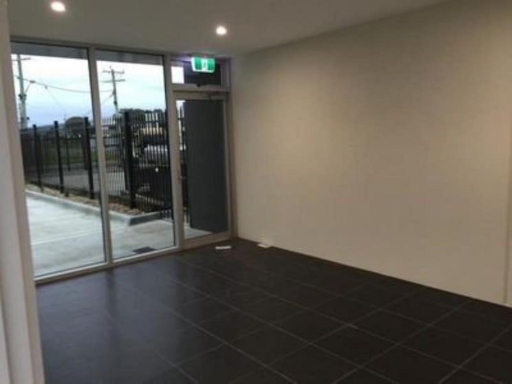 Click to view all images 1/17 Gerves Drive Werribee VIC 3030 - Image 3