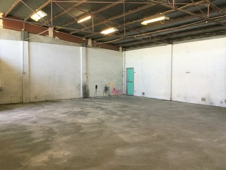 Click to view all images 2/103 Harris Street Welshpool WA 6106 - Image 3
