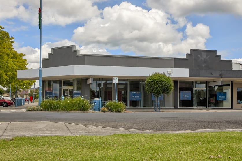 Click to view all images 11-15 Lloyd Street Moe VIC 3825 - Image 2
