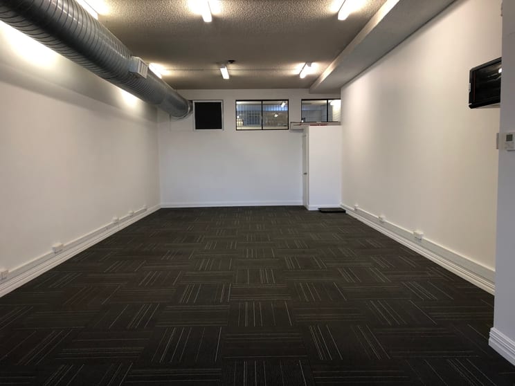 Click to view all images GF 4, 409 Oxford Street Mount Hawthorn WA 6016 - Image 3